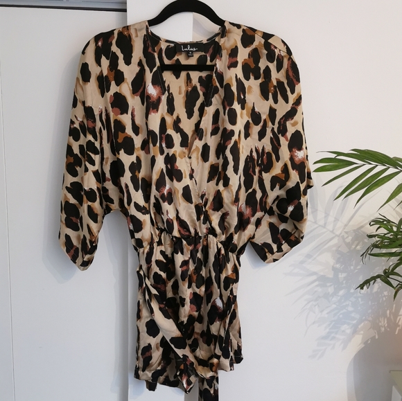 SOLD NWOT - Lulu's Something Wild Tan Leopard Print Romper - Picture 4 of 7